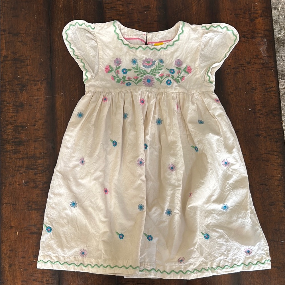 Mini Boden embroidered dress